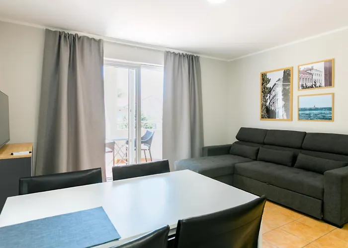 Apartman Pinia - A1 First Floor - Mpolo